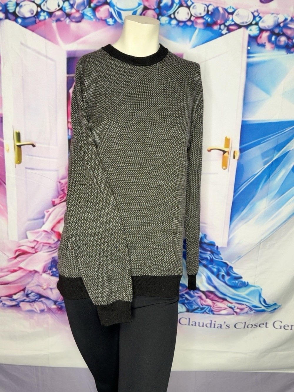 Taylor Stitch 100% Wool Black and Gray Heathered Crewneck Sweater